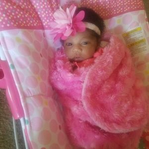 Meet your Posher, Catina